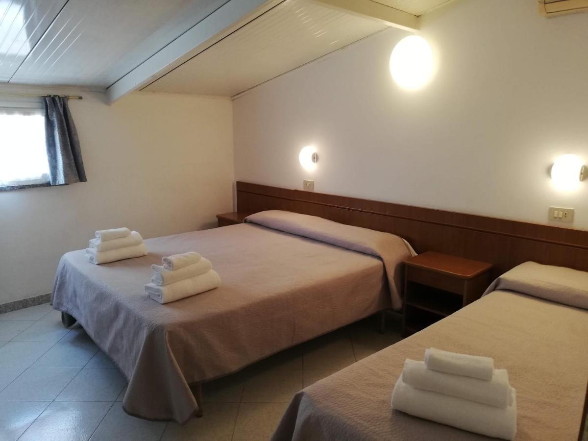 Hotel La Bella Vita Rimini Luaran gambar