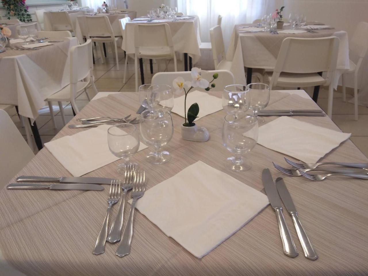 Hotel La Bella Vita Rimini Luaran gambar