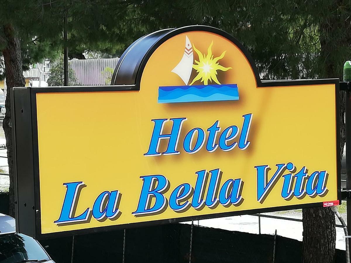 Hotel La Bella Vita Rimini Luaran gambar