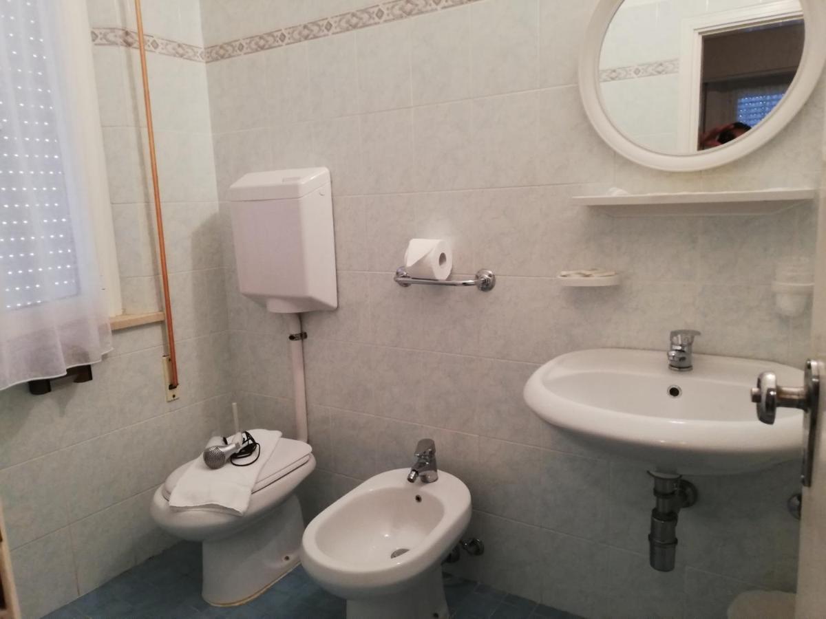 Hotel La Bella Vita Rimini Luaran gambar